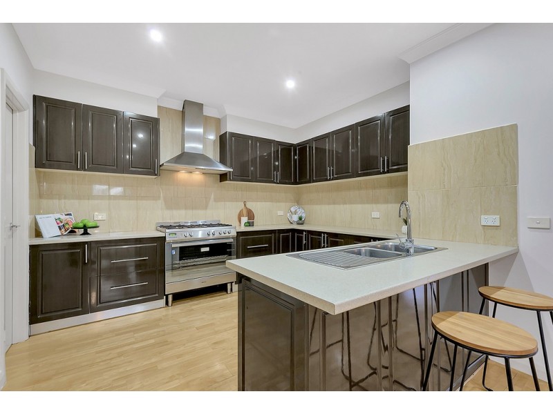 3 Meadow Street, Craigieburn VIC 3064