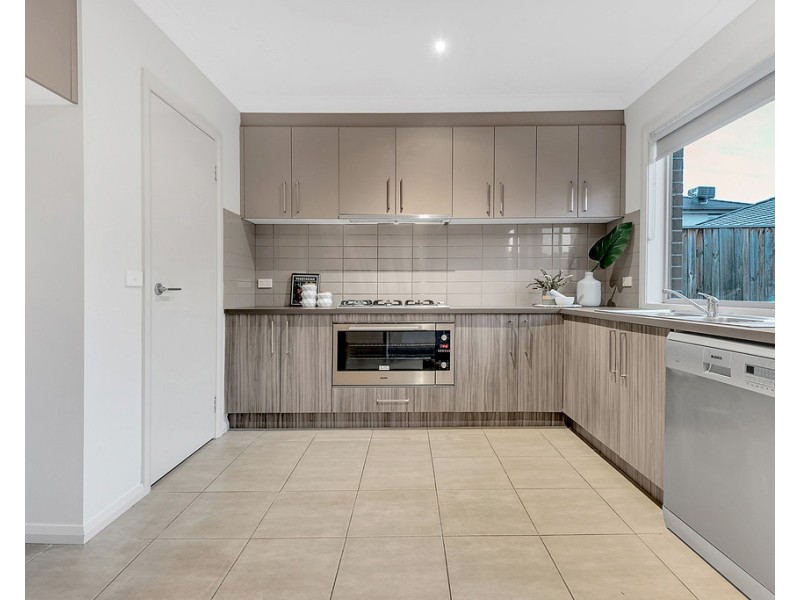 24 Turion Drive, Mickleham VIC 3064