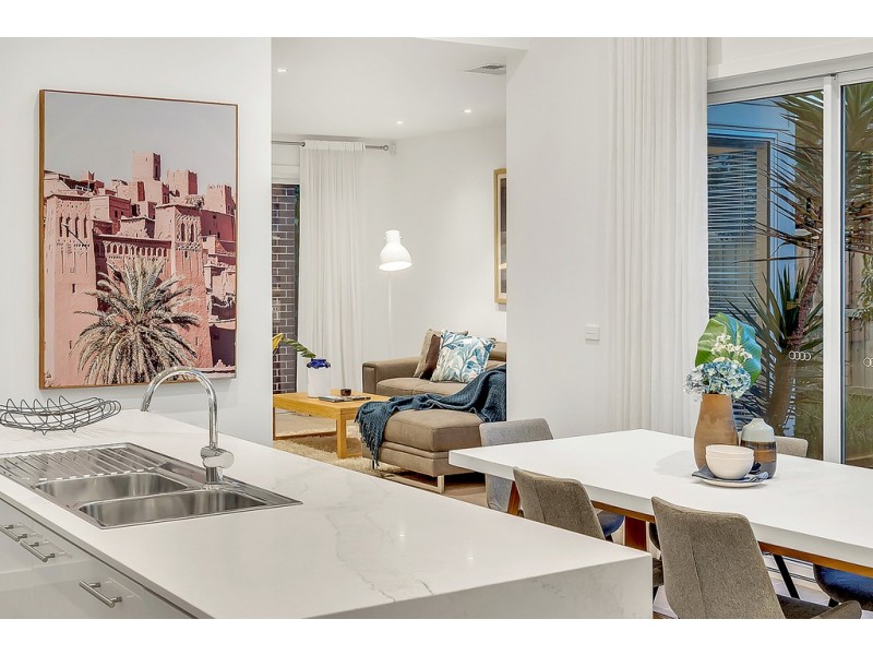 5 Newmarket Parade, Mickleham VIC 3064