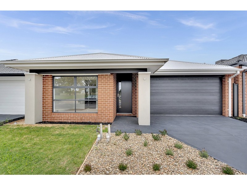 5 Delaware Road, Craigieburn VIC 3064