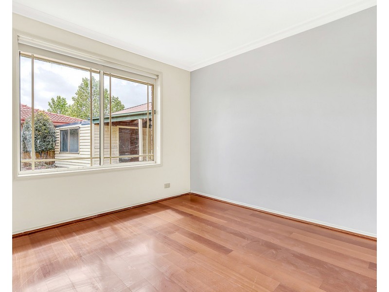 19 Ramsbury Street, Craigieburn VIC 3064