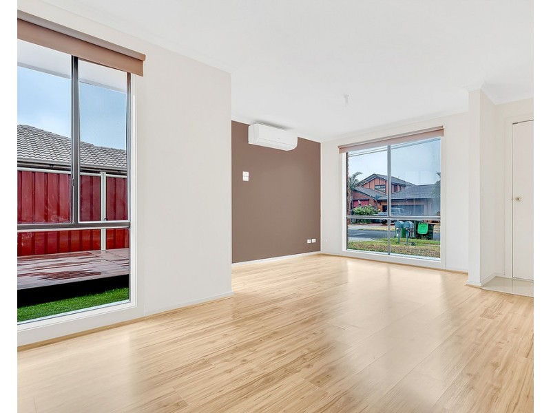 1/40 Gillingham Crescent, Craigieburn VIC 3064