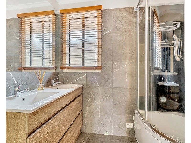 1/40 Gillingham Crescent, Craigieburn VIC 3064