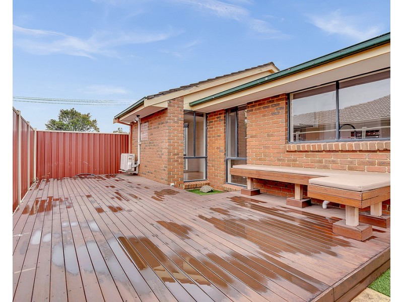 1/40 Gillingham Crescent, Craigieburn VIC 3064