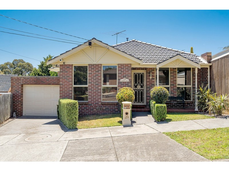 2/9 Harricks Crescent, Attwood VIC 3049