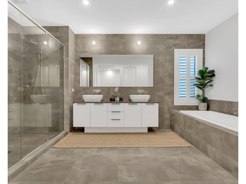 4 Hamersley Road, Craigieburn VIC 3064