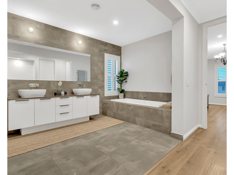 4 Hamersley Road, Craigieburn VIC 3064