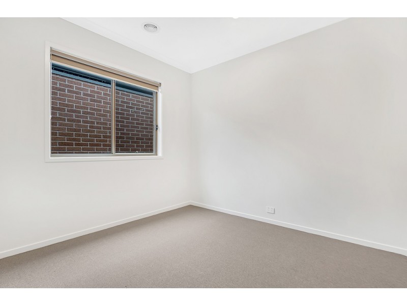 14 Wollemia Street, Craigieburn VIC 3064