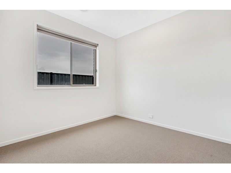 14 Wollemia Street, Craigieburn VIC 3064