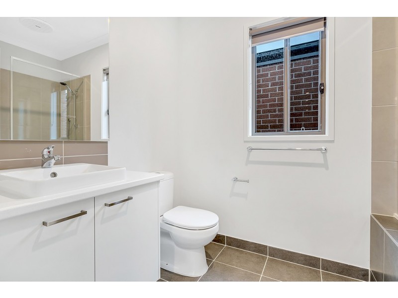 14 Wollemia Street, Craigieburn VIC 3064