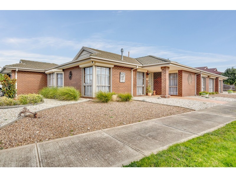 51 Edington Way, Craigieburn VIC 3064