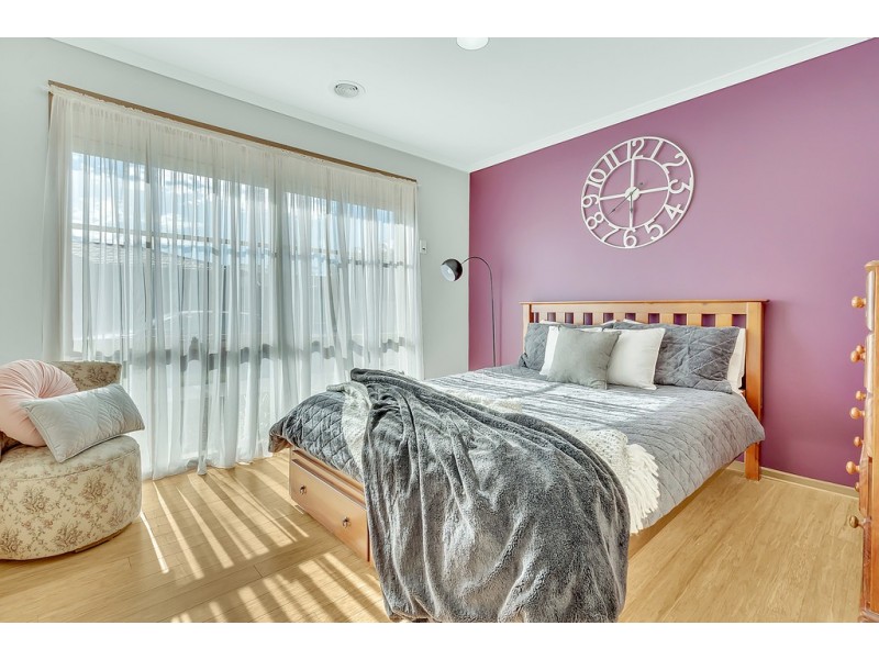 51 Edington Way, Craigieburn VIC 3064