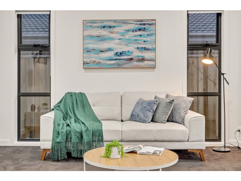 27 Birdsong Avenue, Mickleham VIC 3064