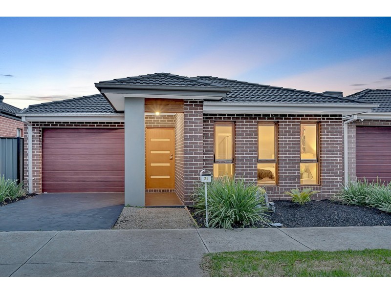 21 Gardner Terrace, Craigieburn VIC 3064