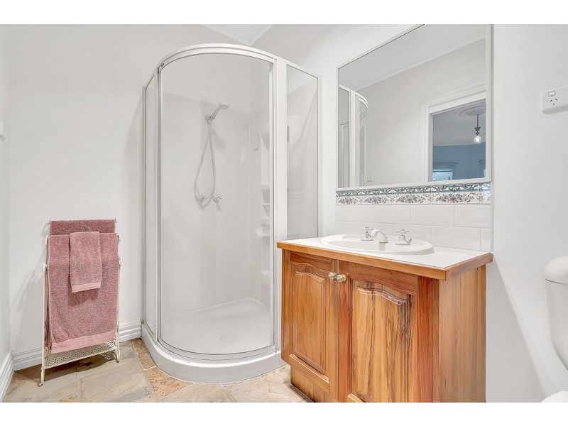 12 Chelmsford Court, Craigieburn VIC 3064