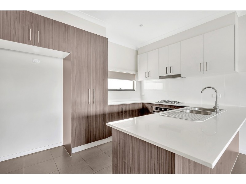 7 Cohen Walk, Craigieburn VIC 3064