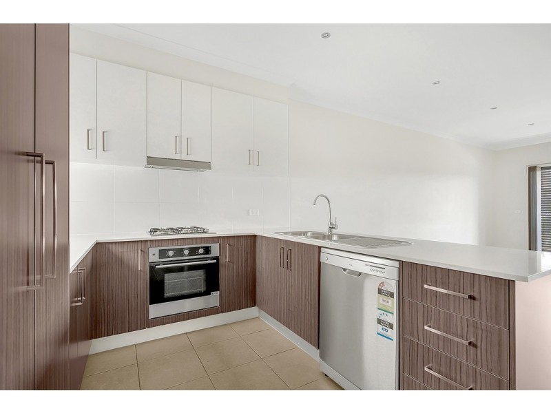 7 Cohen Walk, Craigieburn VIC 3064