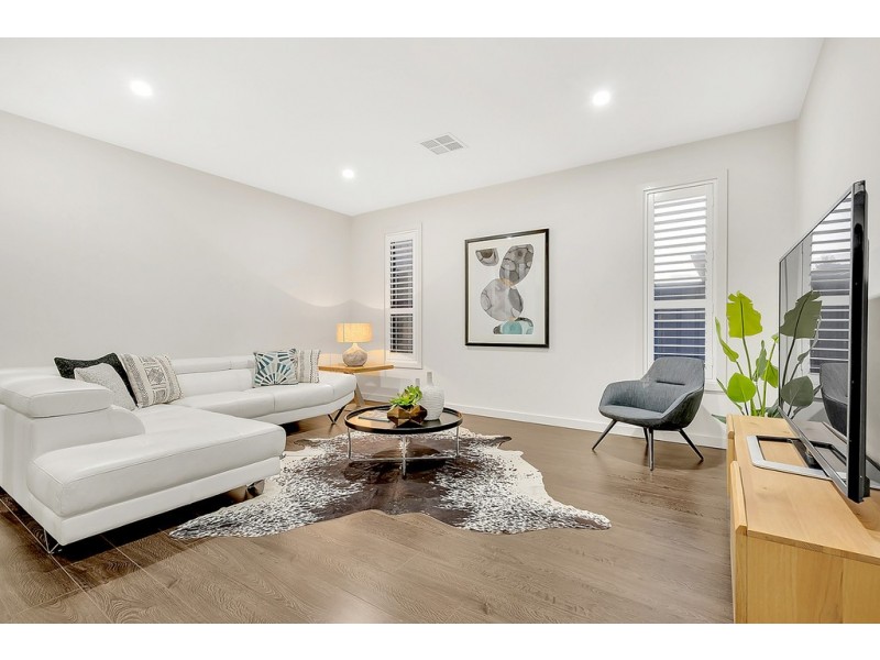 3 Breccia Street, Craigieburn VIC 3064