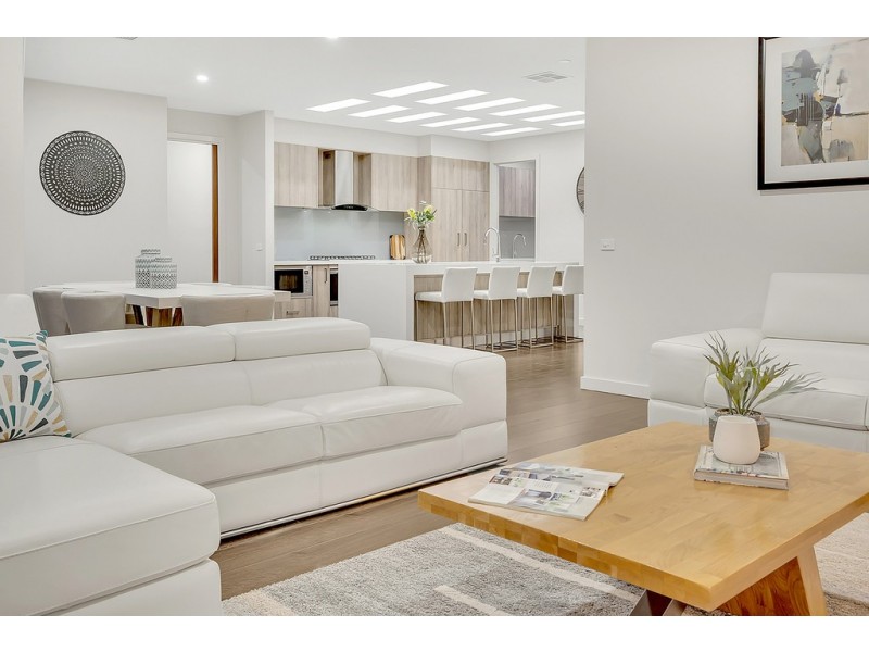 3 Breccia Street, Craigieburn VIC 3064