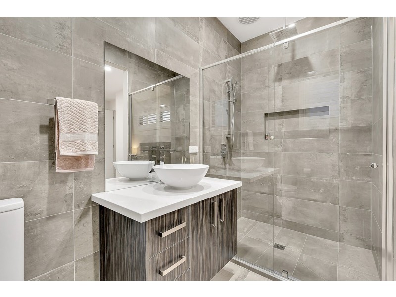 3 Breccia Street, Craigieburn VIC 3064