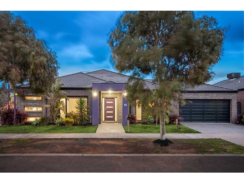 8 Coventry Lane, Craigieburn VIC 3064