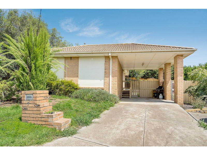5 Ealing Close, Craigieburn VIC 3064