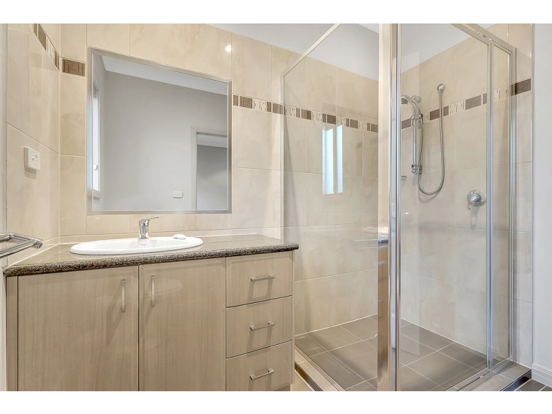 28 St Andrews Drive, Craigieburn VIC 3064