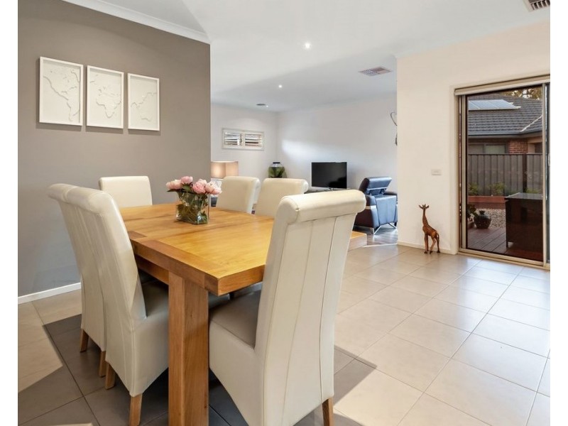 29 Highbury circuit, Craigieburn VIC 3064