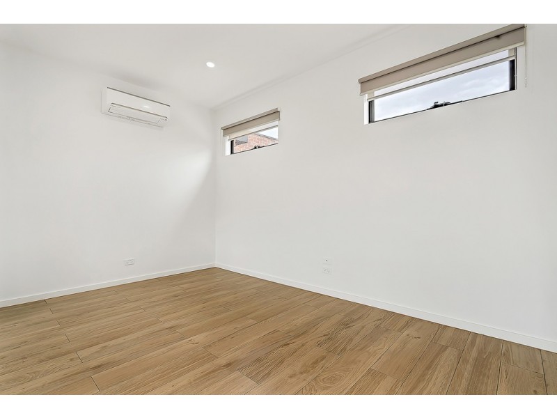 2/44 Glen Street, Glenroy VIC 3046