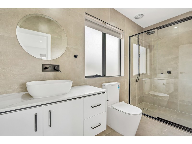 2/44 Glen Street, Glenroy VIC 3046