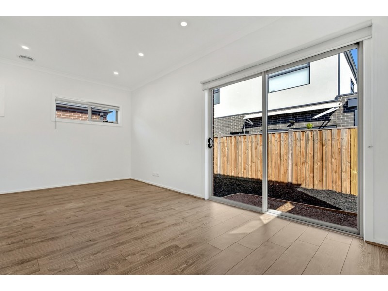 22 Bisham Street, Mickleham VIC 3064