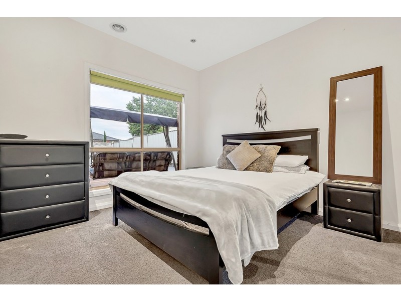 5 Creekwood Drive, Craigieburn VIC 3064