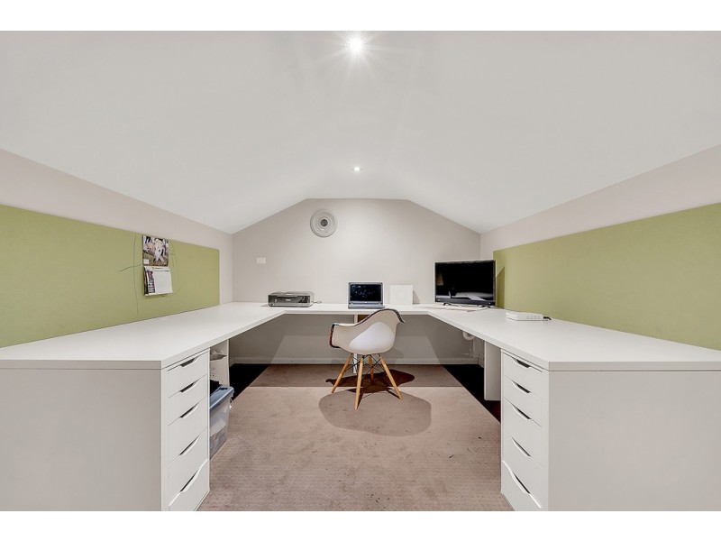 5 Creekwood Drive, Craigieburn VIC 3064