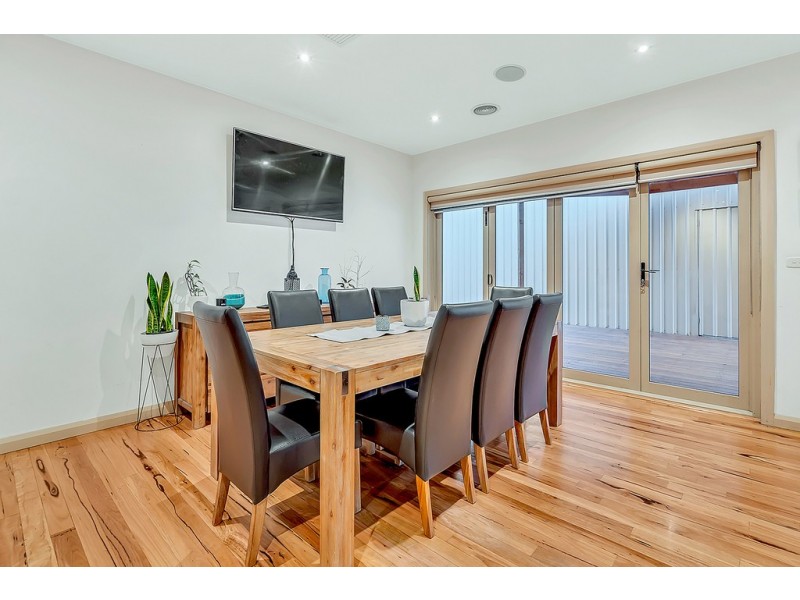 5 Creekwood Drive, Craigieburn VIC 3064