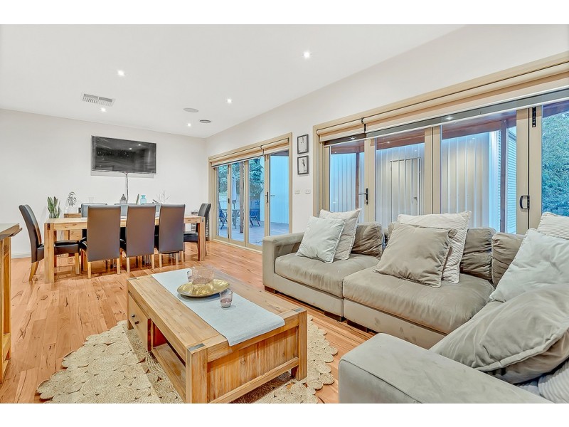 5 Creekwood Drive, Craigieburn VIC 3064