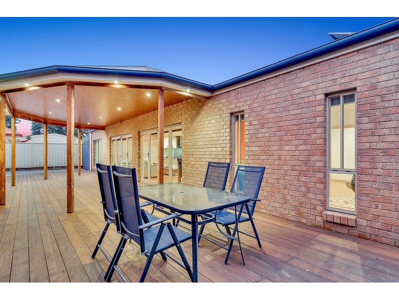 5 Creekwood Drive, Craigieburn VIC 3064