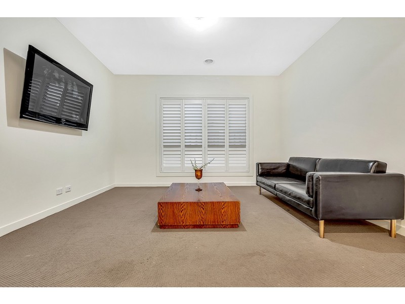 51 St Georges Boulevard, Mickleham VIC 3064