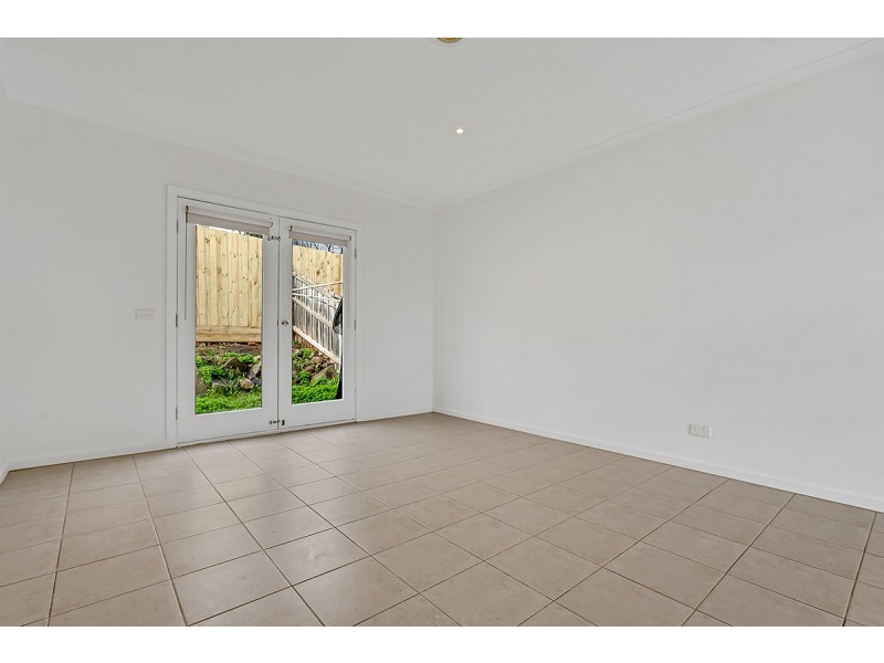 7/32 Papworth Place, Meadow Heights VIC 3048