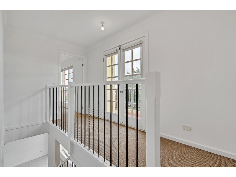 7/32 Papworth Place, Meadow Heights VIC 3048