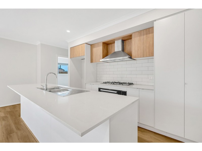 14 Fadaro Street, Kalkallo VIC 3064