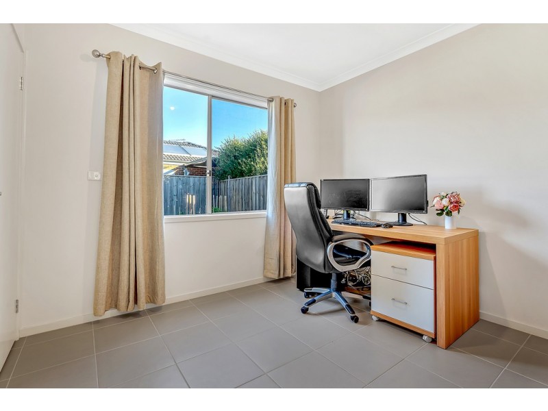 14 Bedgebury Street, Mickleham VIC 3064