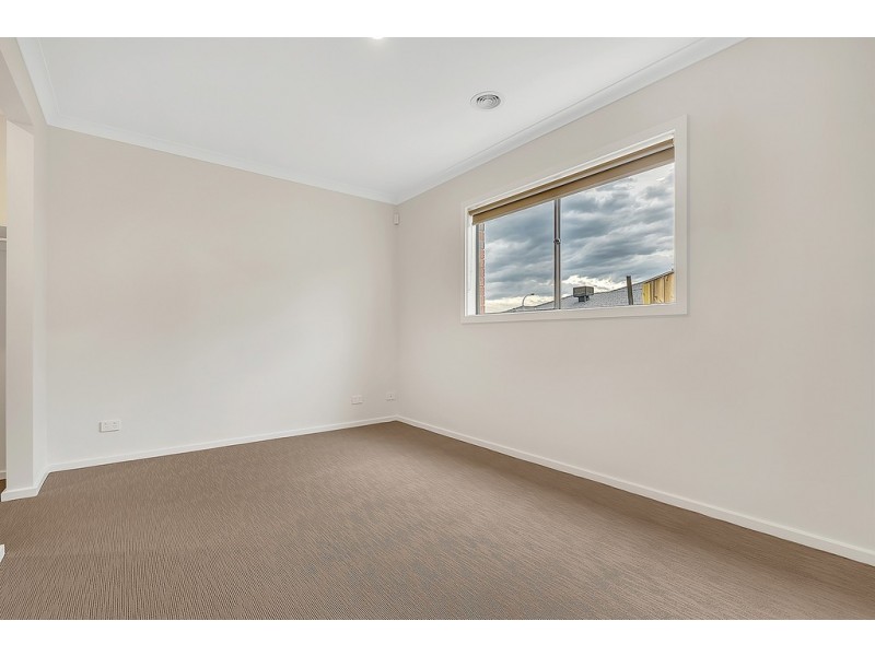 4 Herbie Court, Doreen VIC 3754