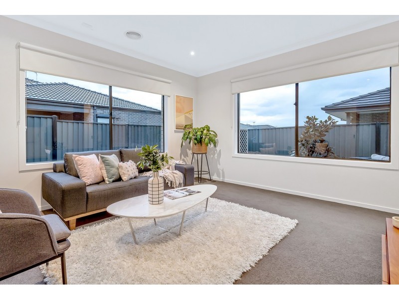 30 Euphoria Street, Craigieburn VIC 3064