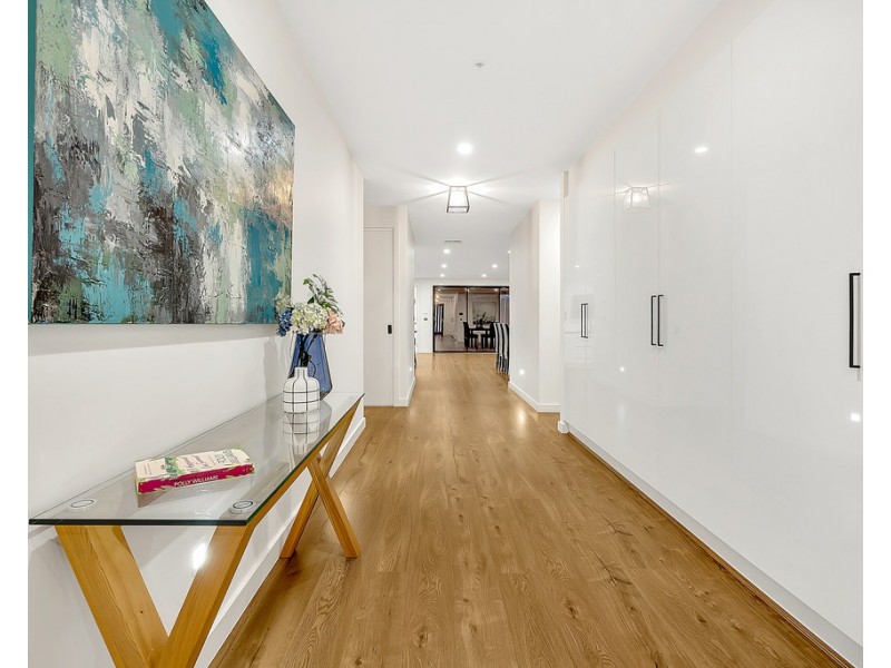 66 Clopton Rise, Craigieburn VIC 3064