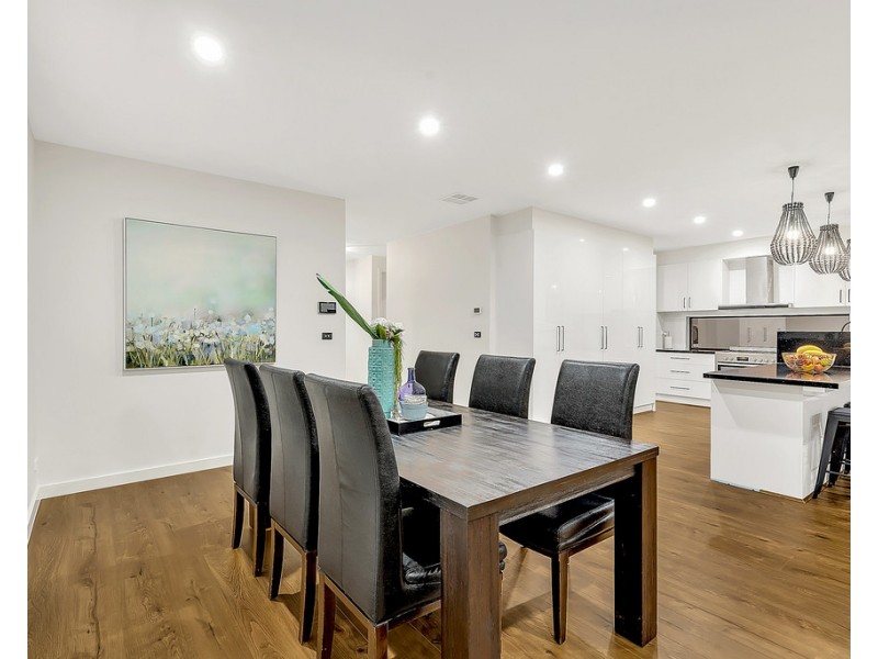 66 Clopton Rise, Craigieburn VIC 3064