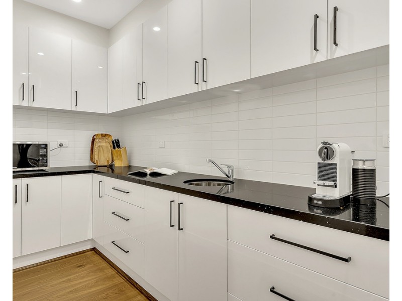 66 Clopton Rise, Craigieburn VIC 3064