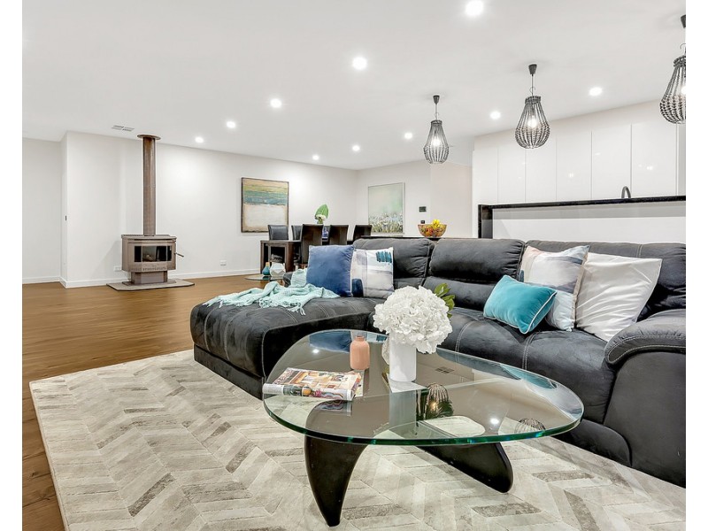 66 Clopton Rise, Craigieburn VIC 3064