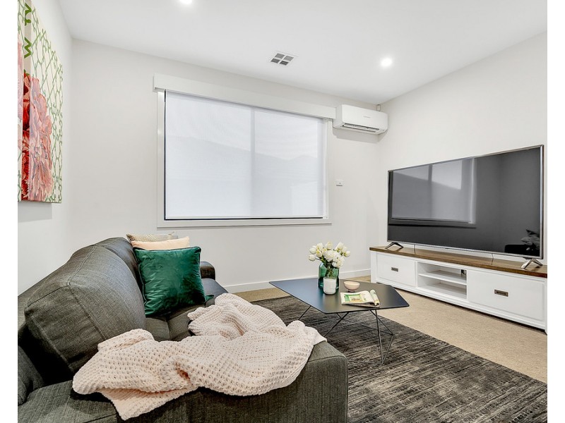 66 Clopton Rise, Craigieburn VIC 3064