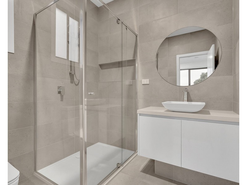 18 Elderberry Street, Craigieburn VIC 3064