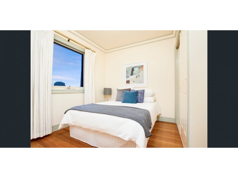 12 Simmonds Place, Roxburgh Park VIC 3064